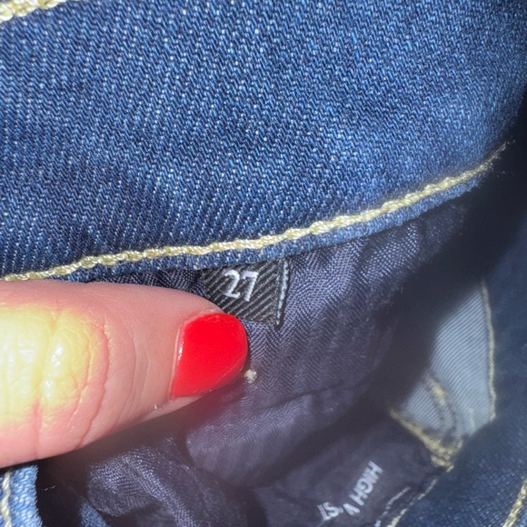 Seven for all Mankind High Waisted Cropped Straight Jeans with Chewed Hem - Picture 11 of 11